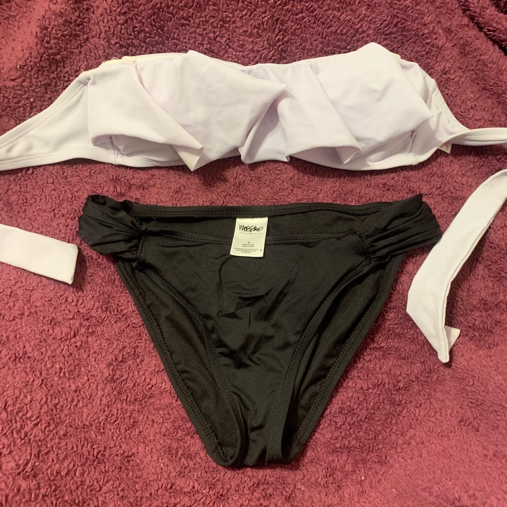 Bathing suite